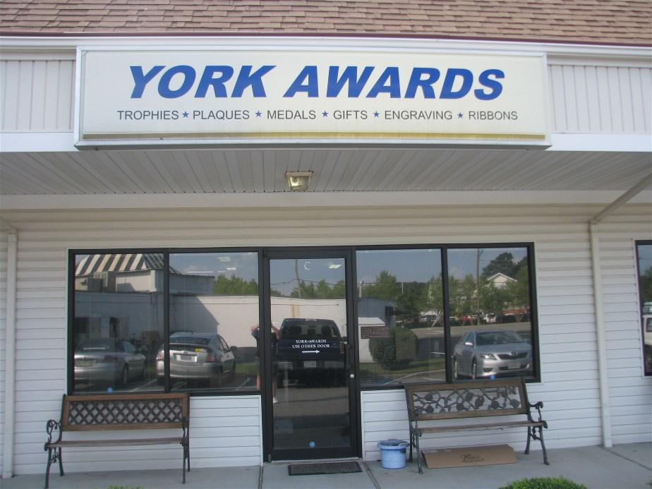 York Awards Yorktown VA 23692 7578988334 Trophies & Awards